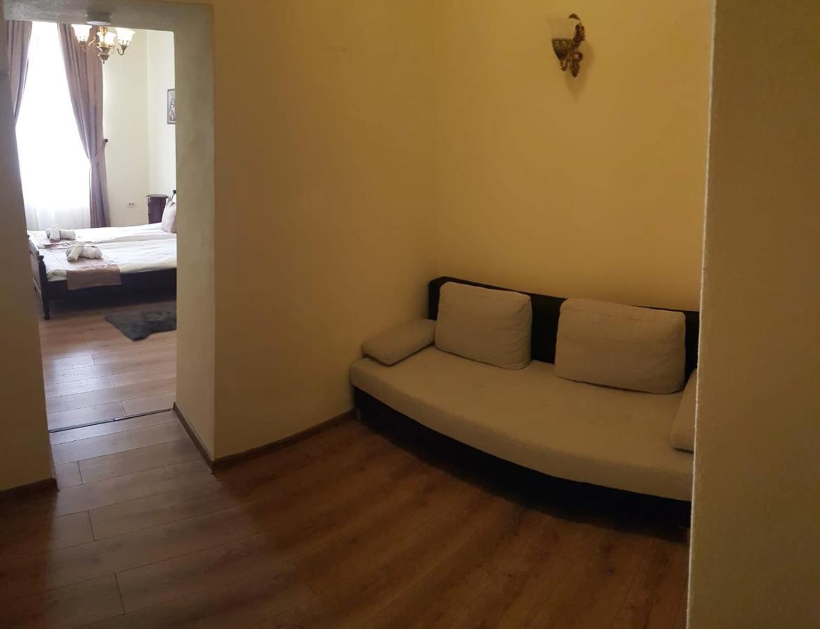 La Maisonnette Braşov Dış mekan fotoğraf